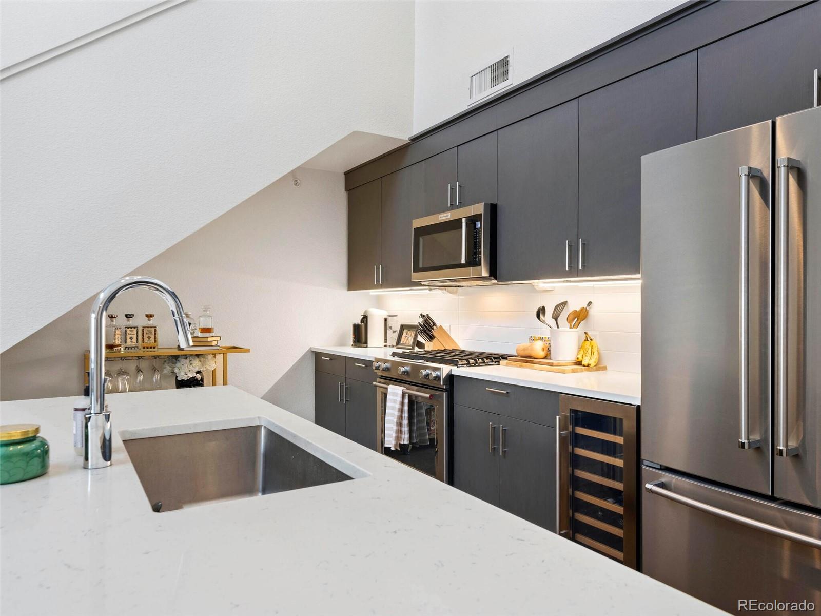 431 E Bayaud Avenue Unit: 315
