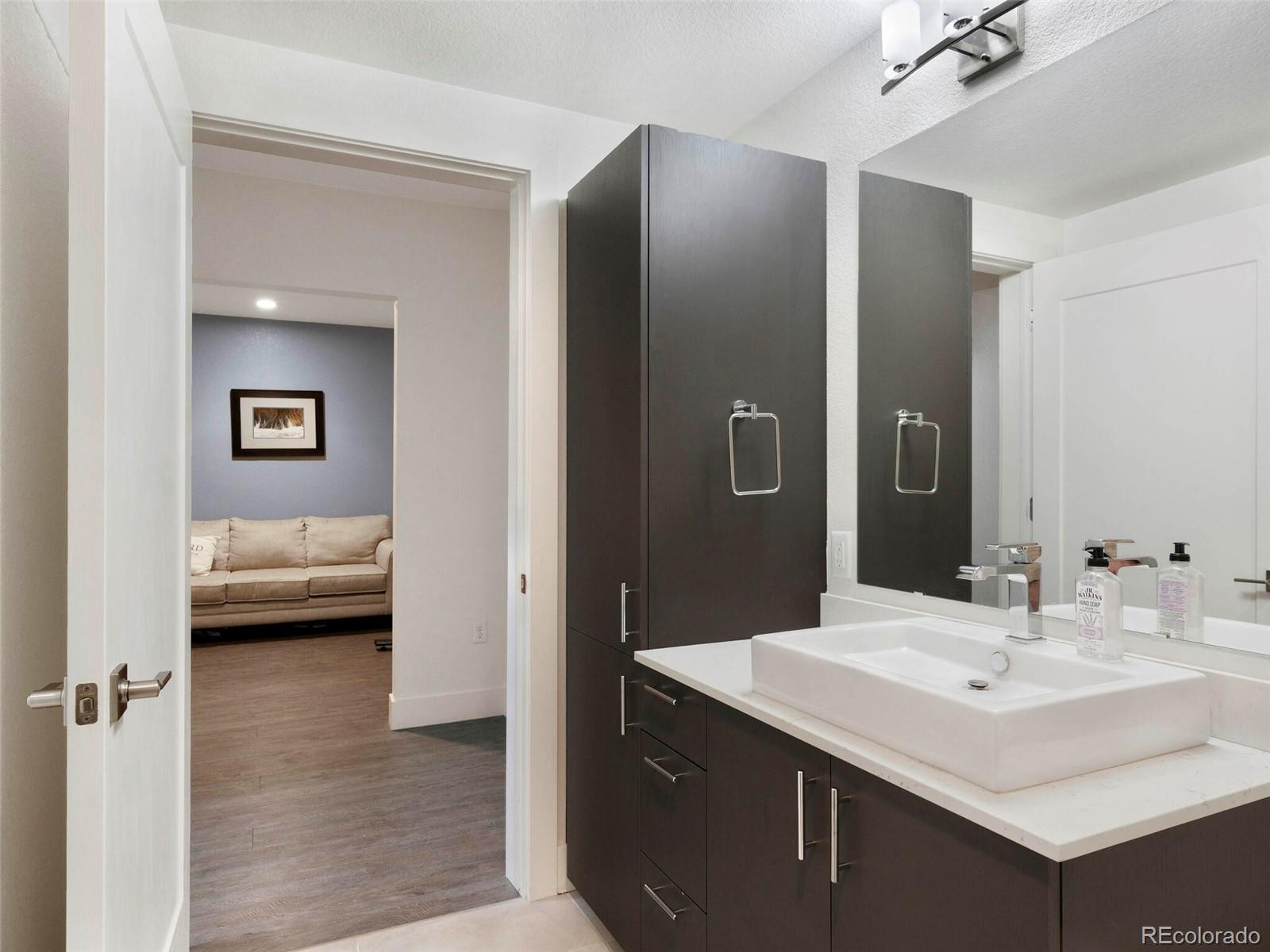 431 E Bayaud Avenue Unit: 315