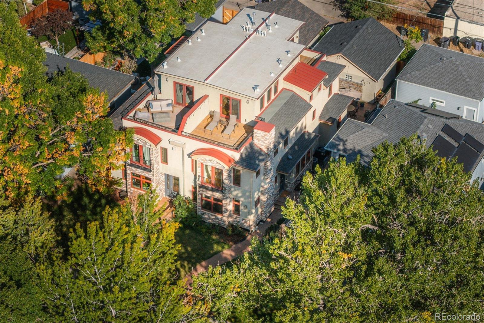 2034 Newton Street