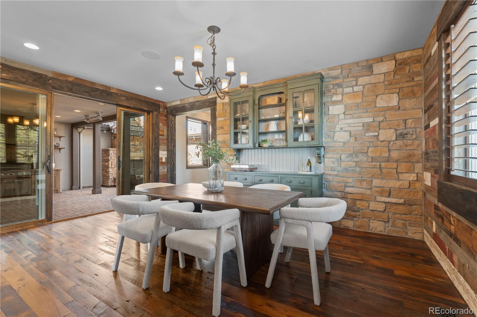 9507 Winding Hill Court