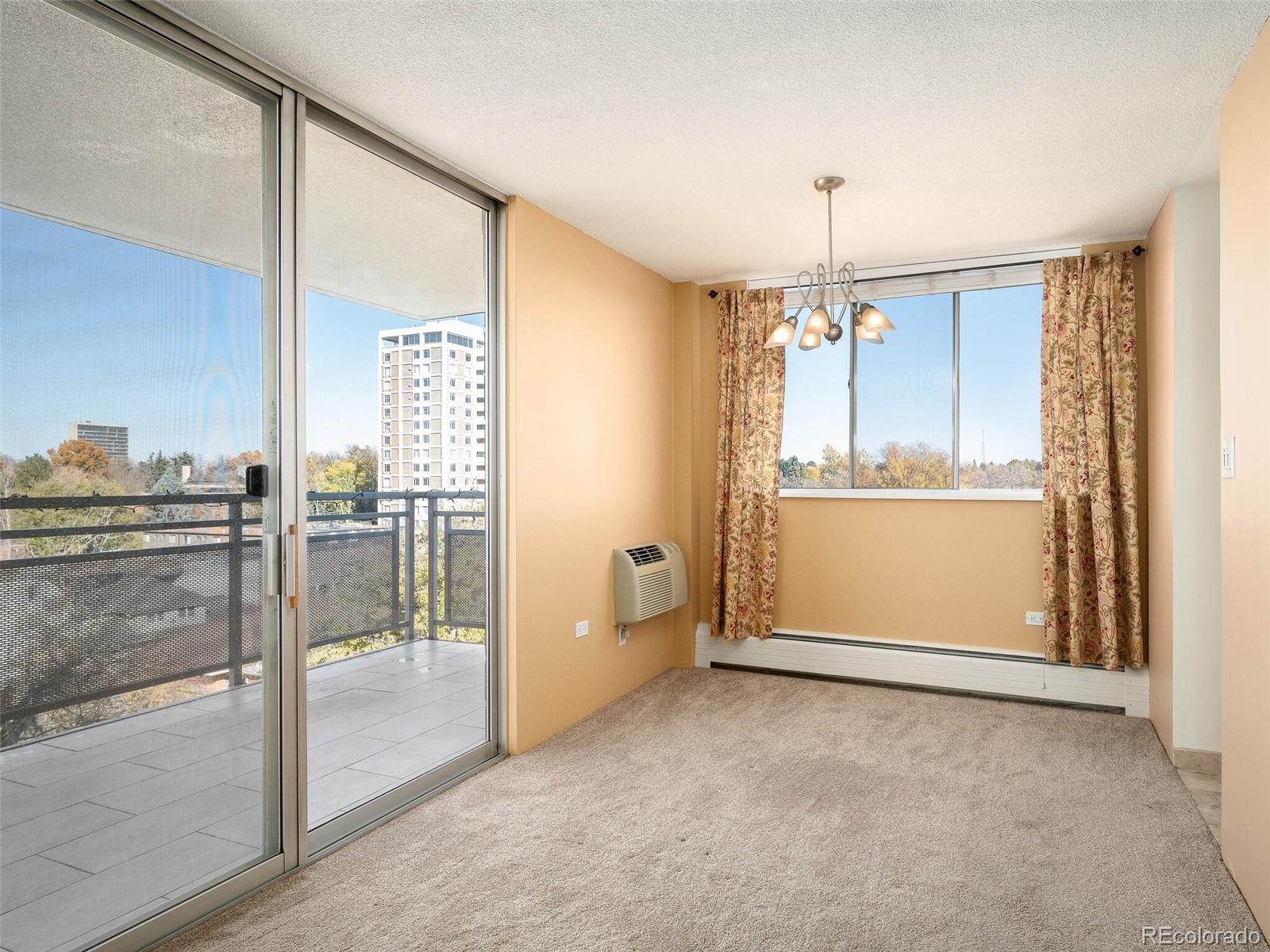 909 N Lafayette Street Unit: 802