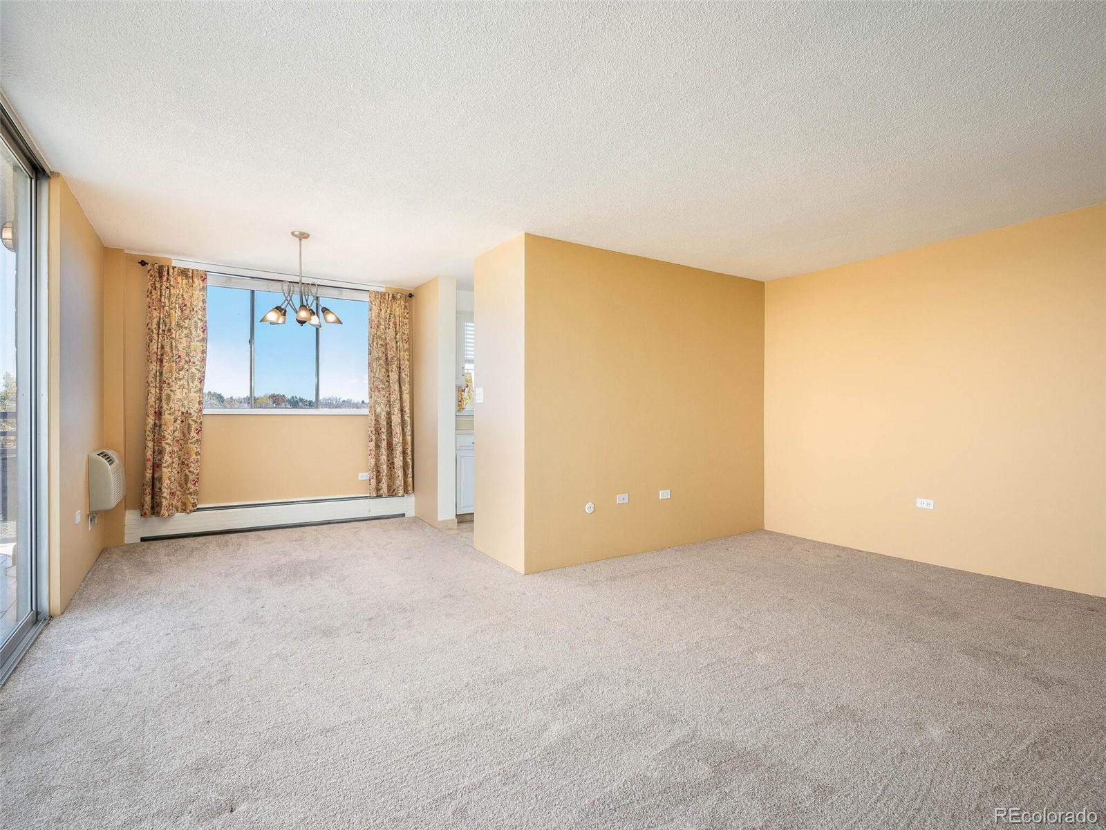 909 N Lafayette Street Unit: 802
