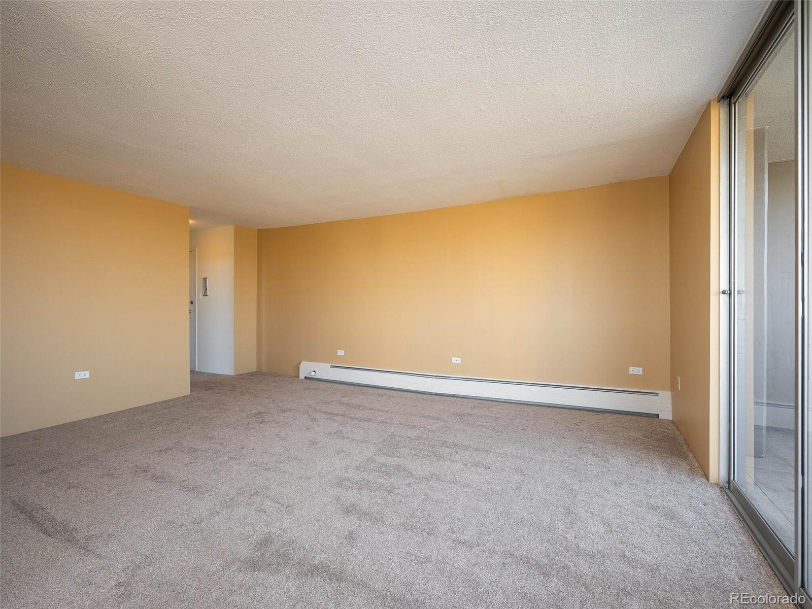 909 N Lafayette Street Unit: 802