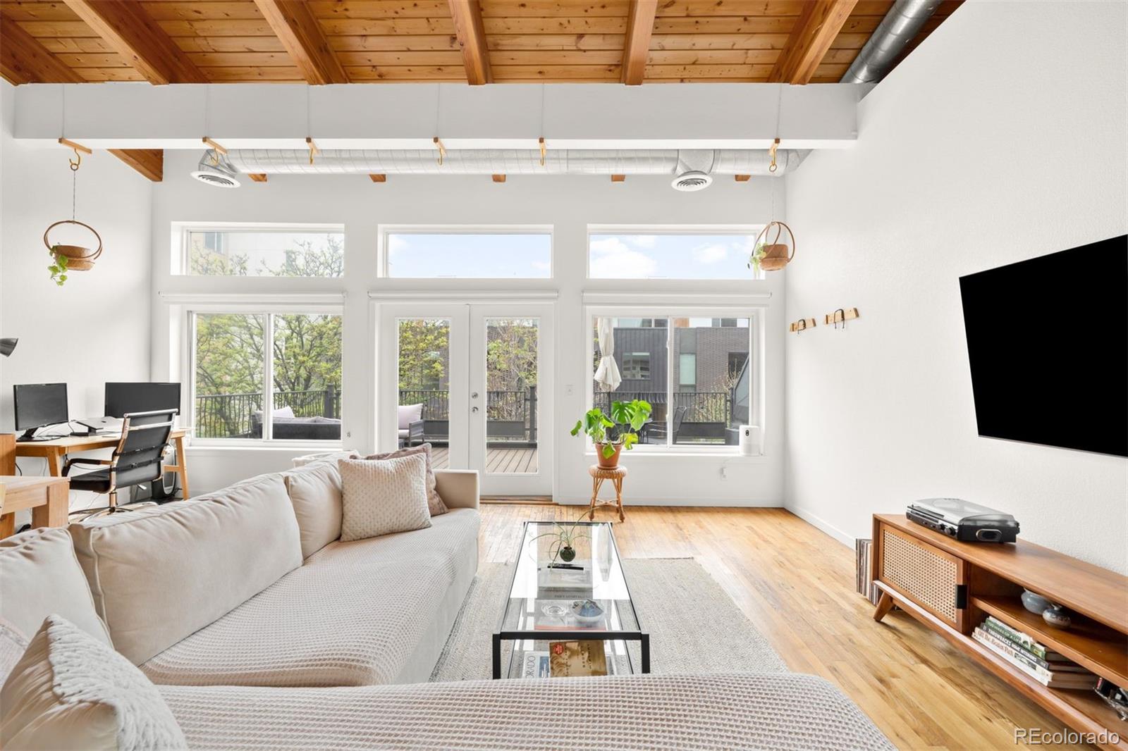 3240 Tejon Street Unit: 201