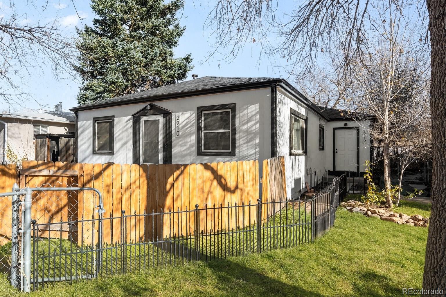 2910-2912 S Delaware Street