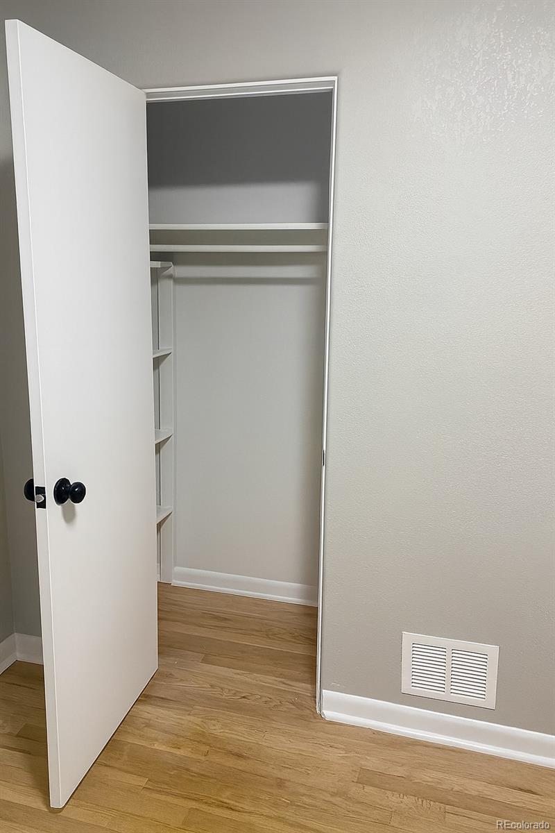 2910-2912 S Delaware Street