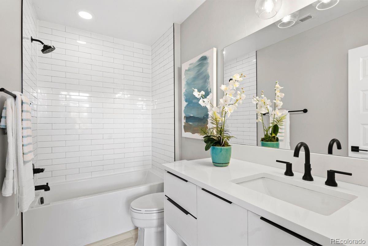 1500 S Elizabeth Street