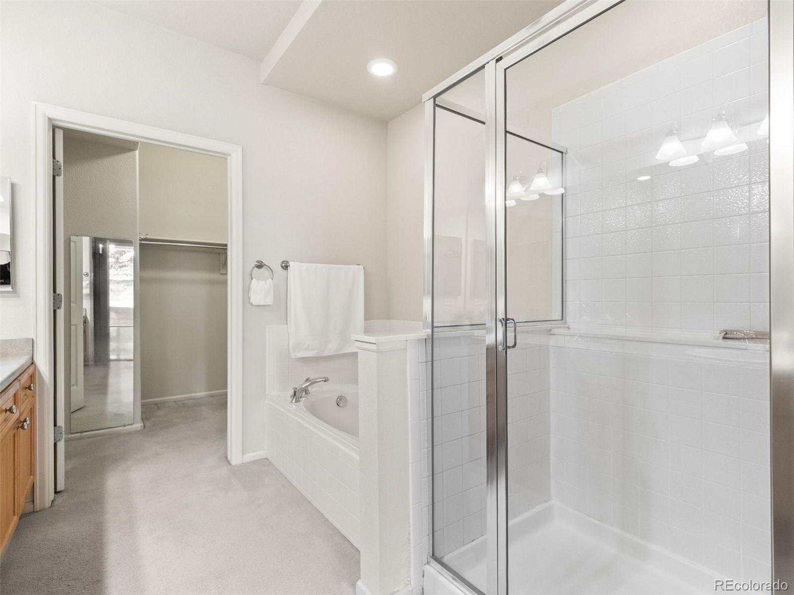 2240 S Vaughn Way Unit: 103