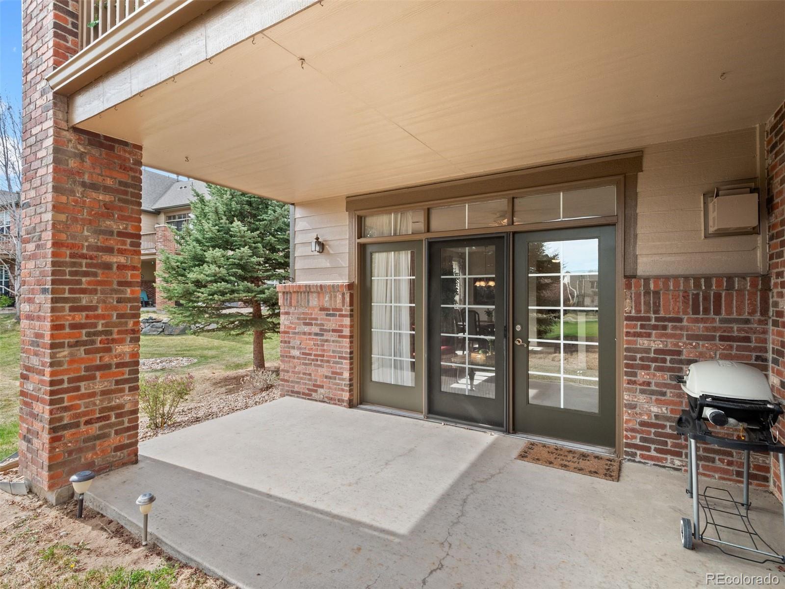 2240 S Vaughn Way Unit: 103