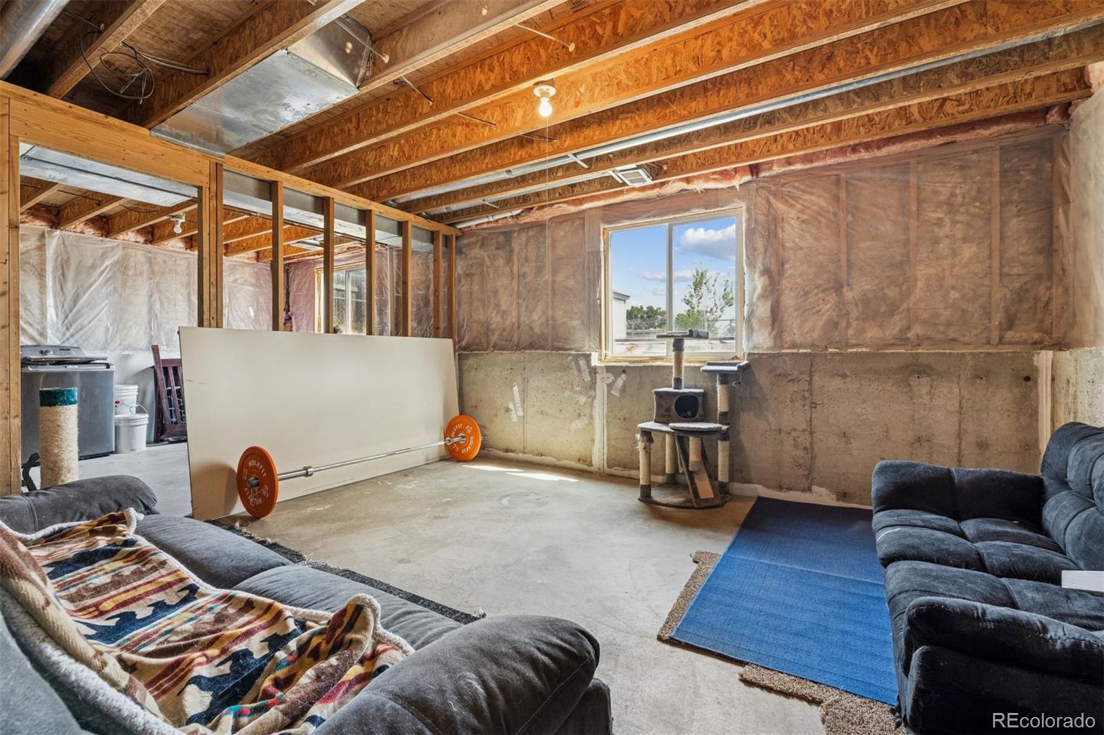 3820 Riverside Parkway