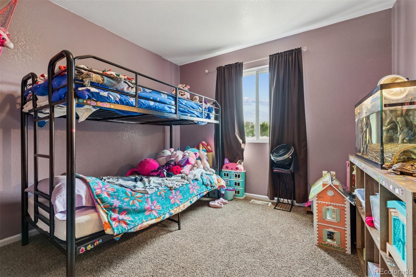 3820 Riverside Parkway