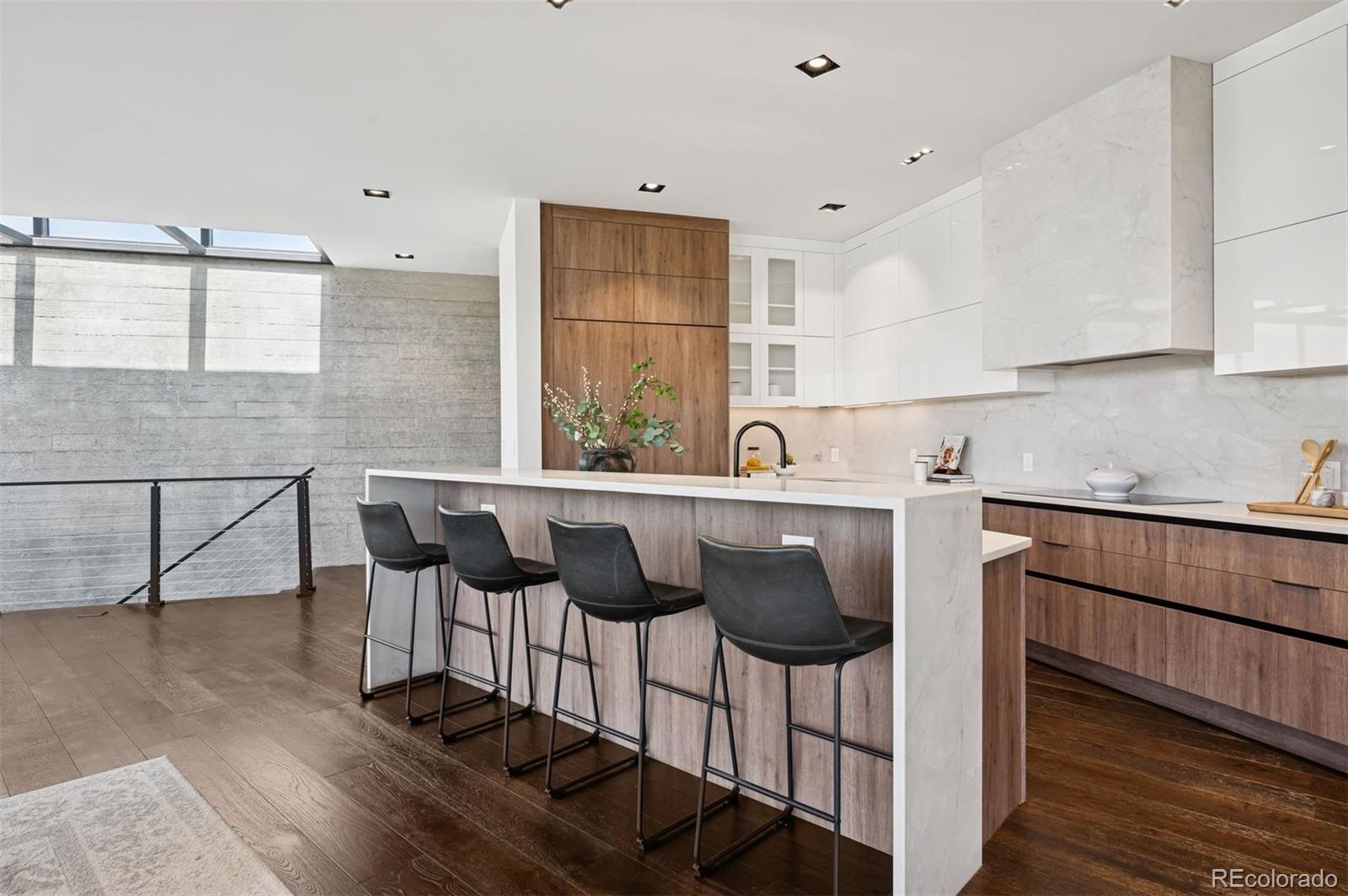 545 Strada Rossa Road