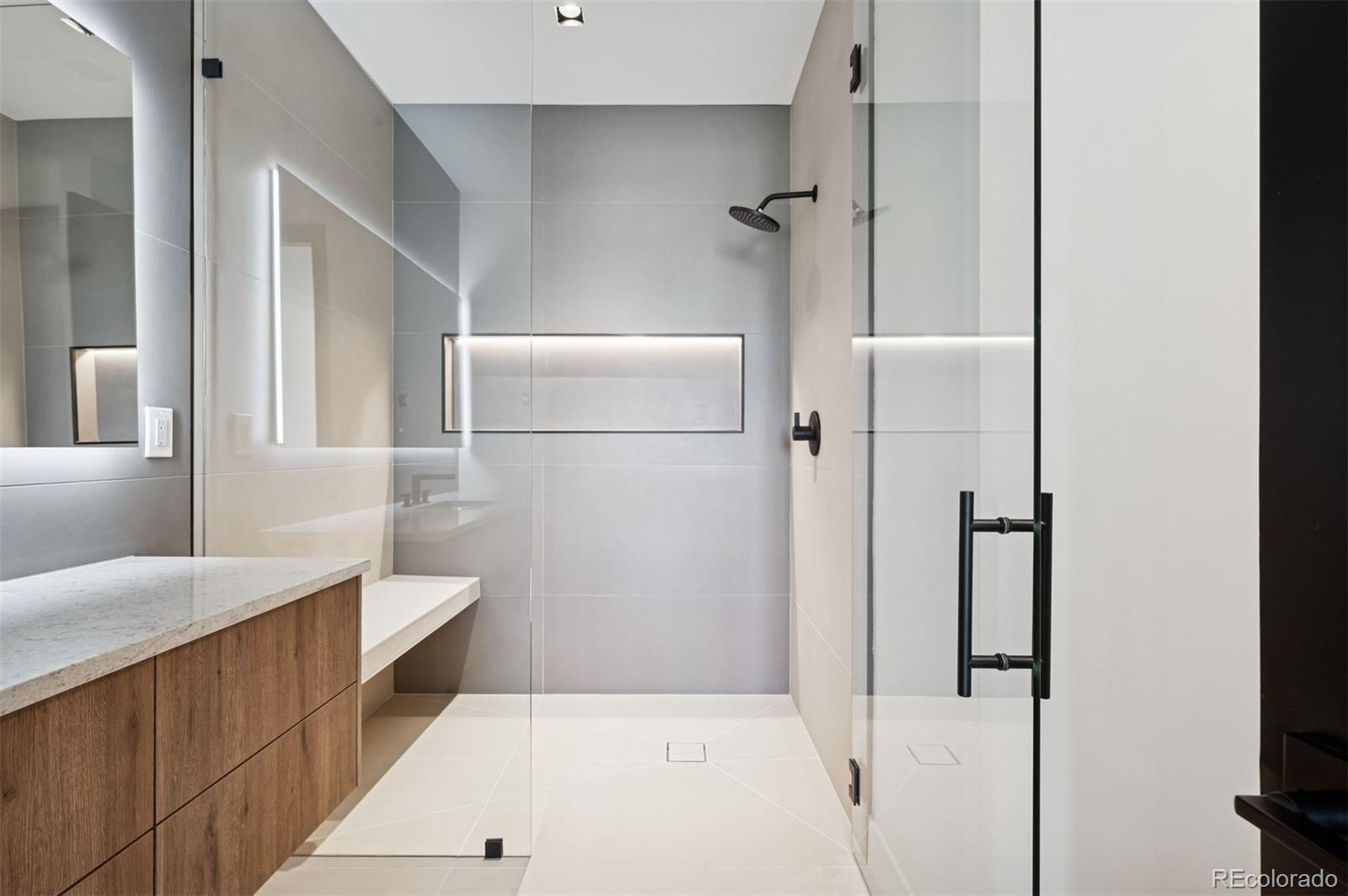 545 Strada Rossa Road