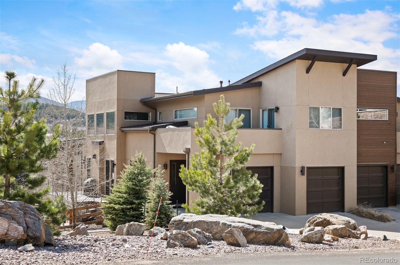 28464 Tepees Way