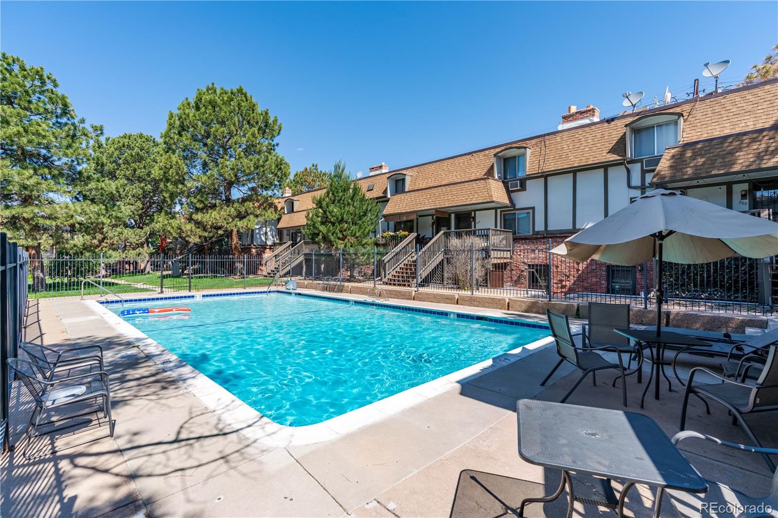 2700 S Holly Street Unit: 115