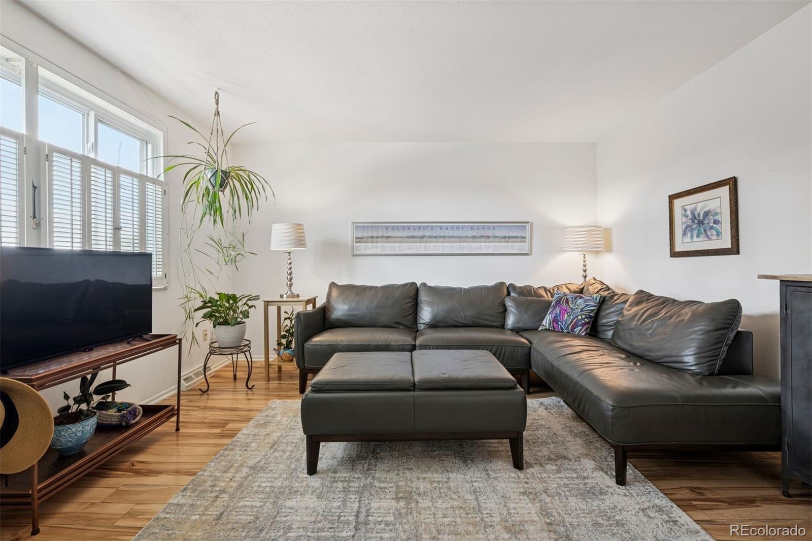 4808 E Hinsdale Place