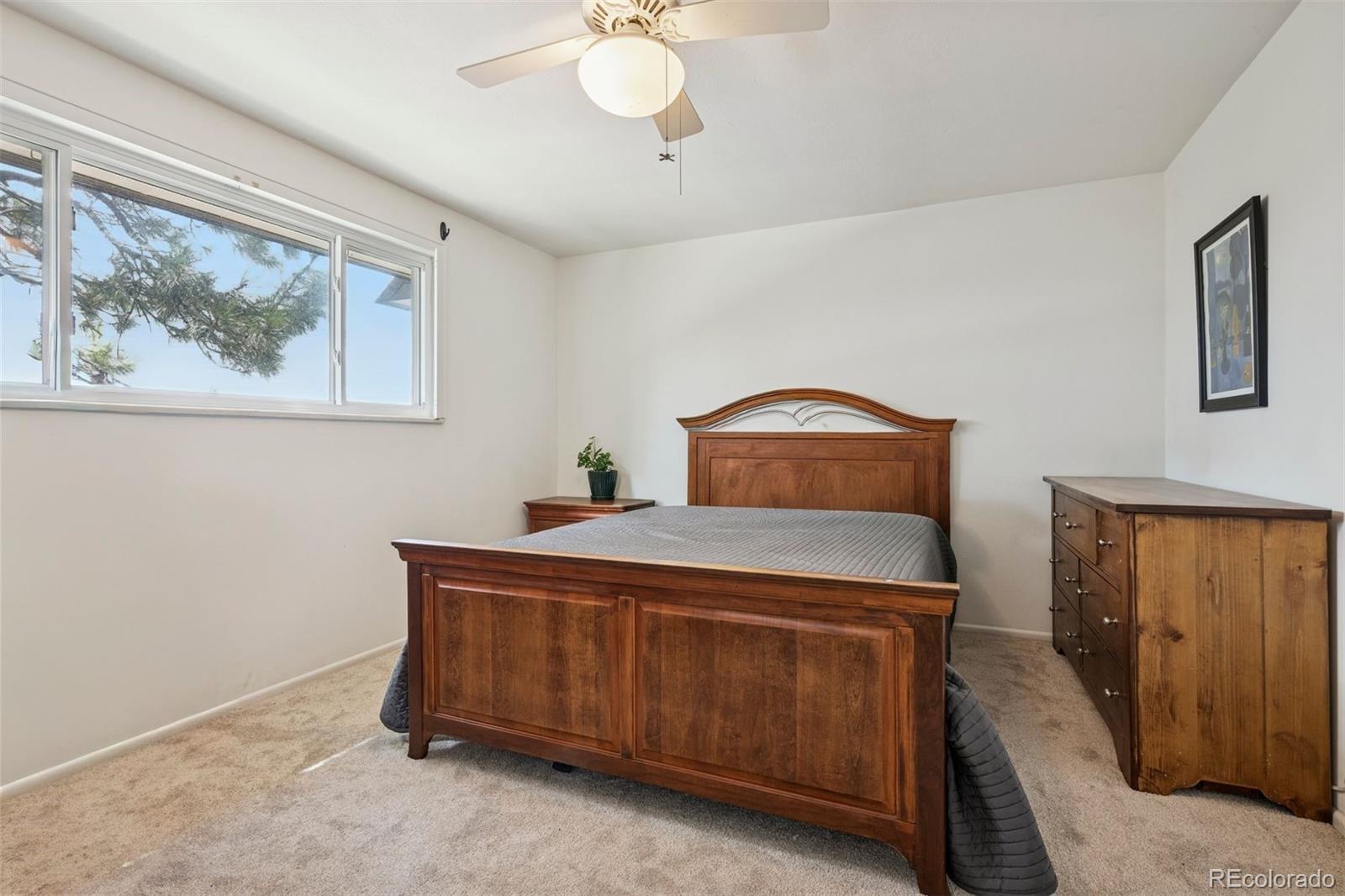 4808 E Hinsdale Place