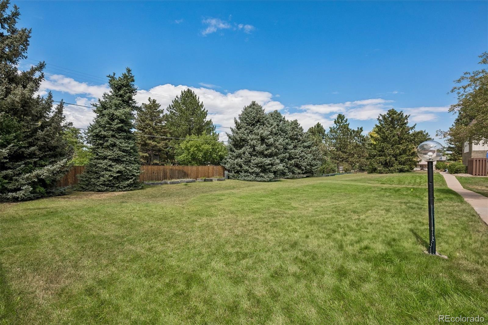 4808 E Hinsdale Place