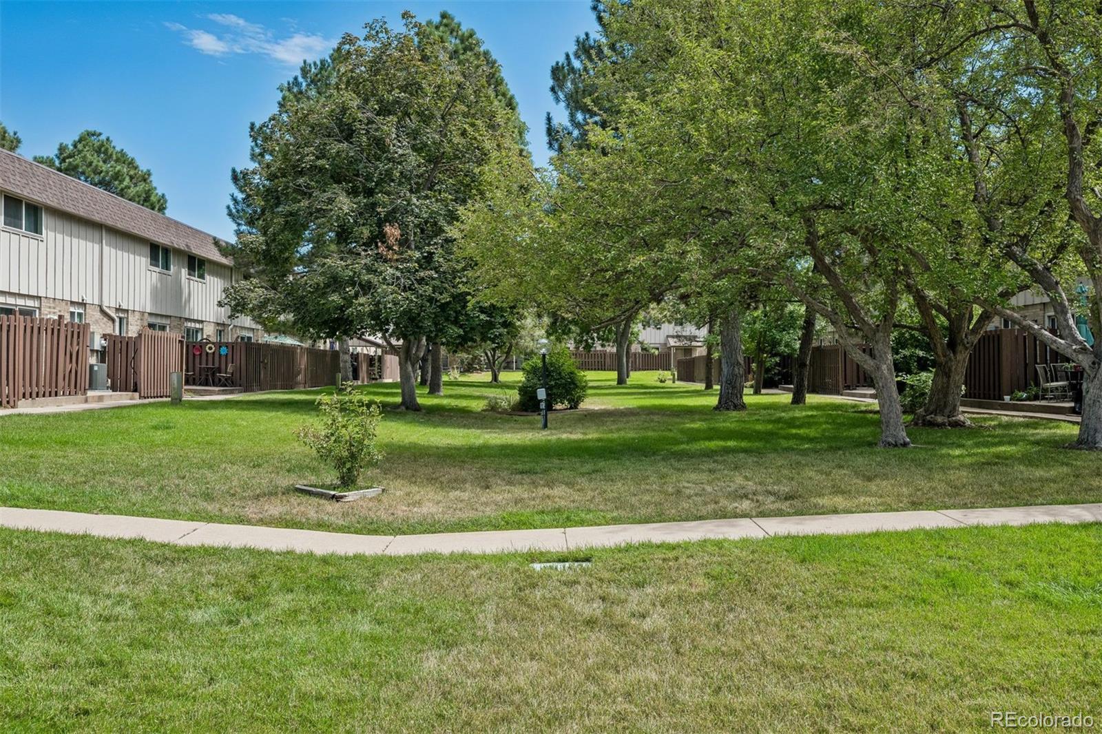 4808 E Hinsdale Place