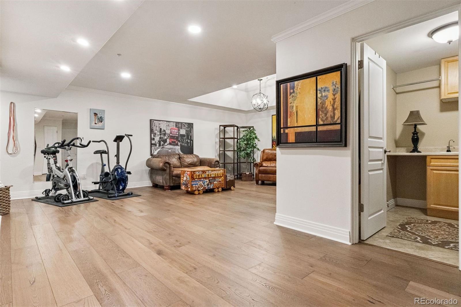 2114 Ridge Plaza Drive