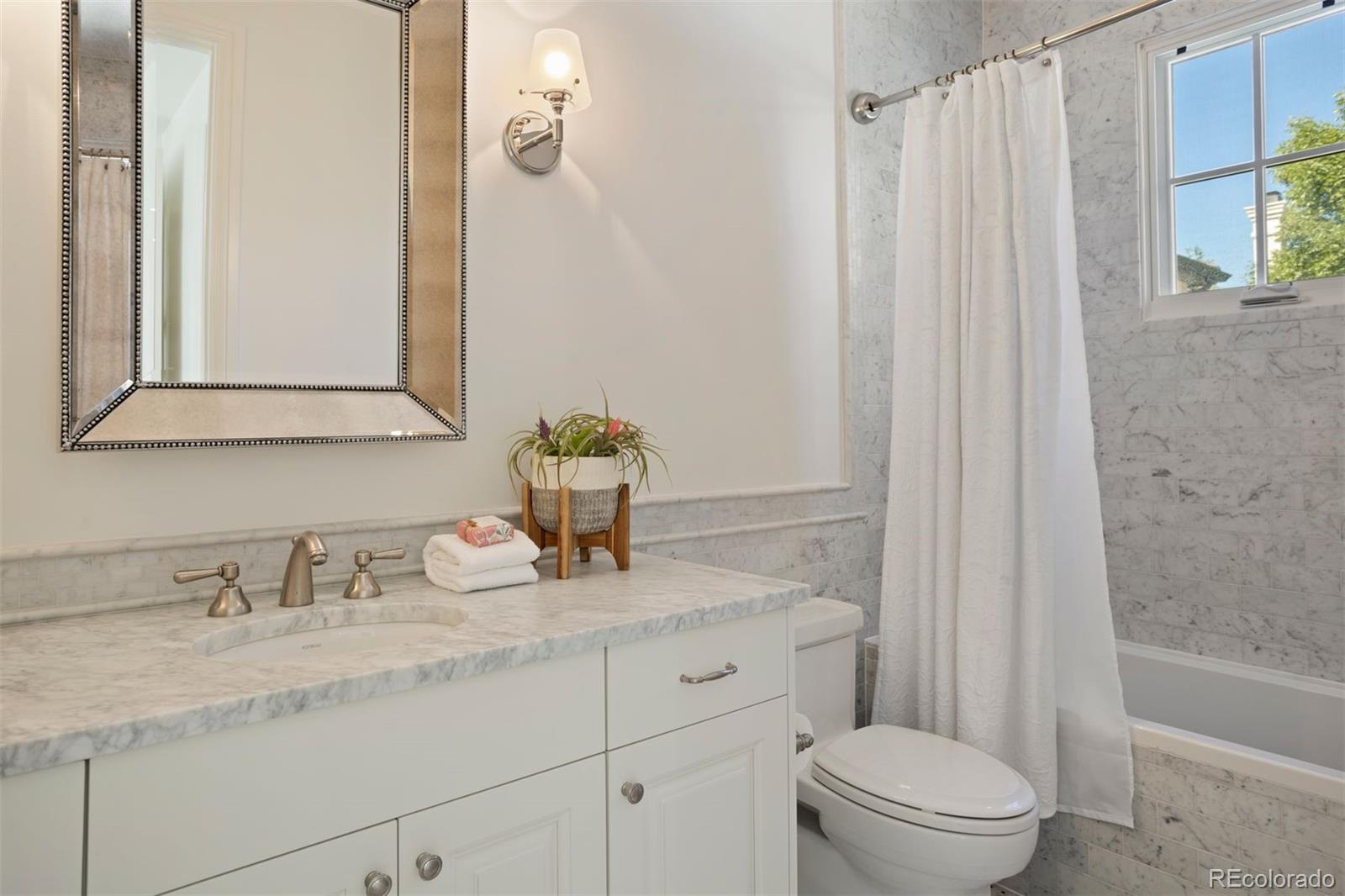 401 S Garfield Street Unit: 15