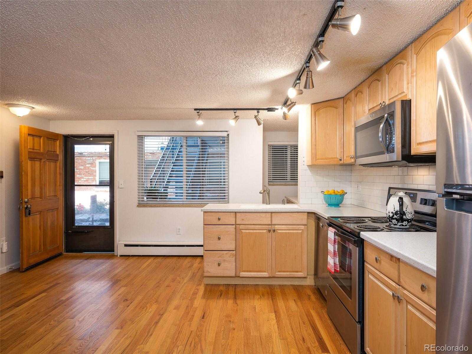 155 S Pennsylvania Street Unit: 101