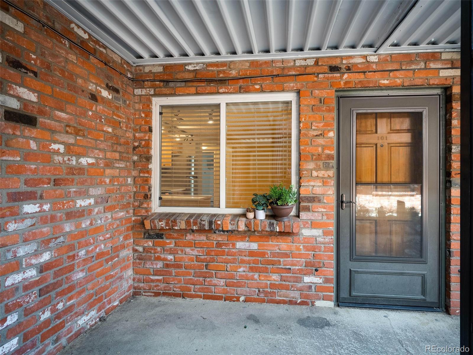 155 S Pennsylvania Street Unit: 101