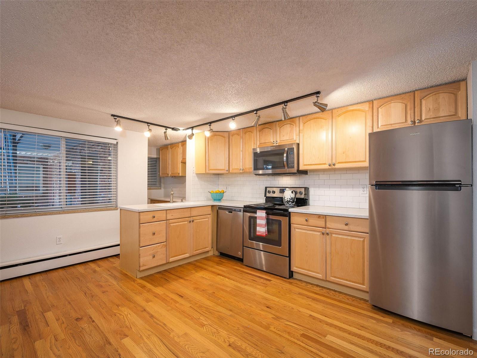 155 S Pennsylvania Street Unit: 101