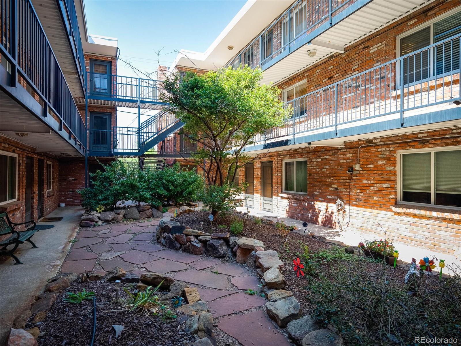 155 S Pennsylvania Street Unit: 101