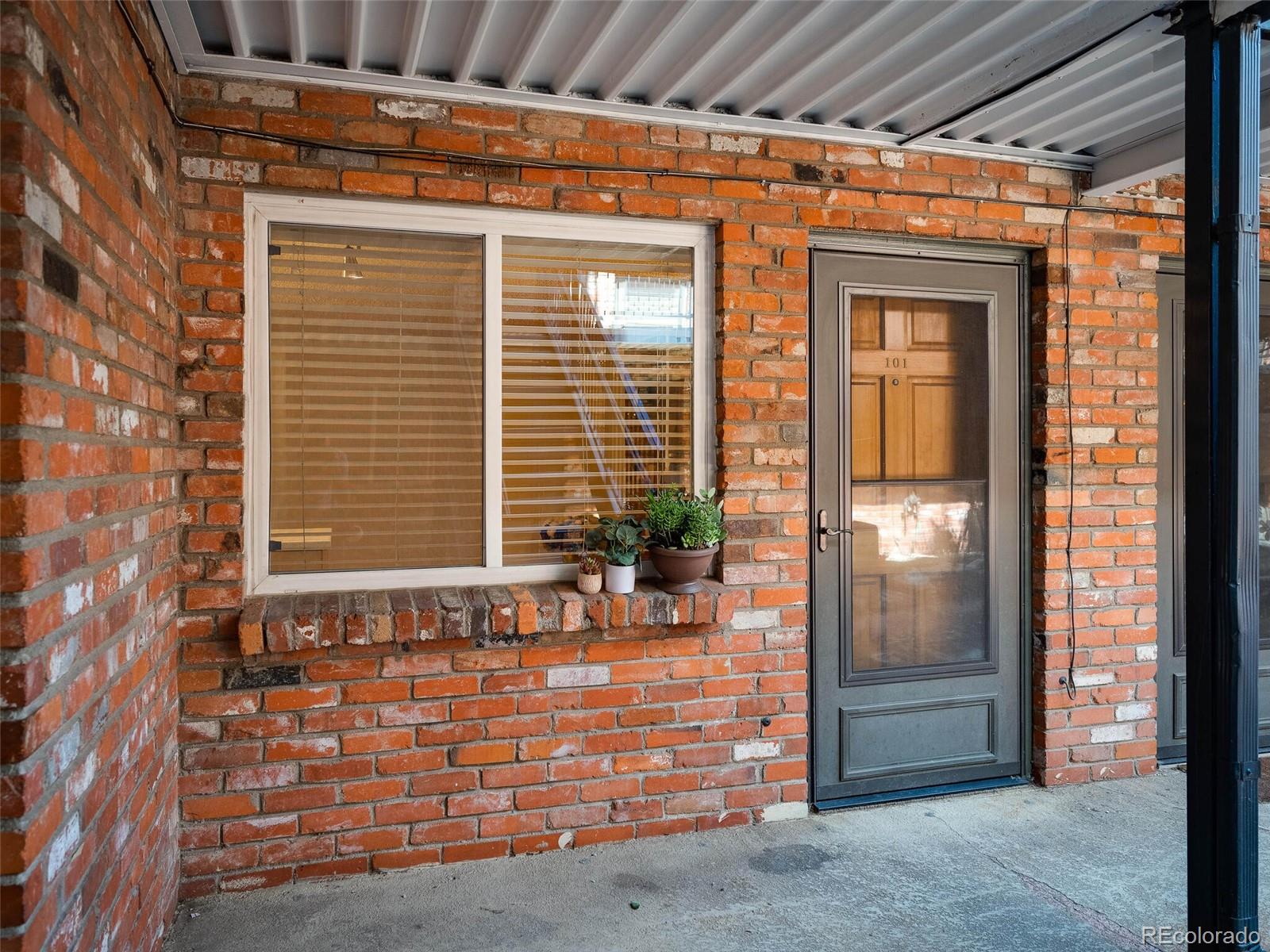 155 S Pennsylvania Street Unit: 101