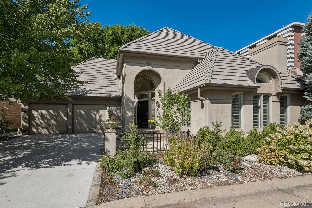 400 S Steele Street Unit: 61