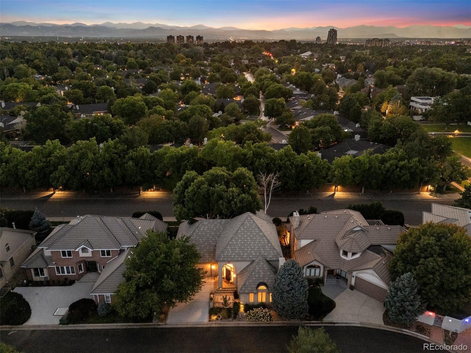 400 S Steele Street Unit: 61