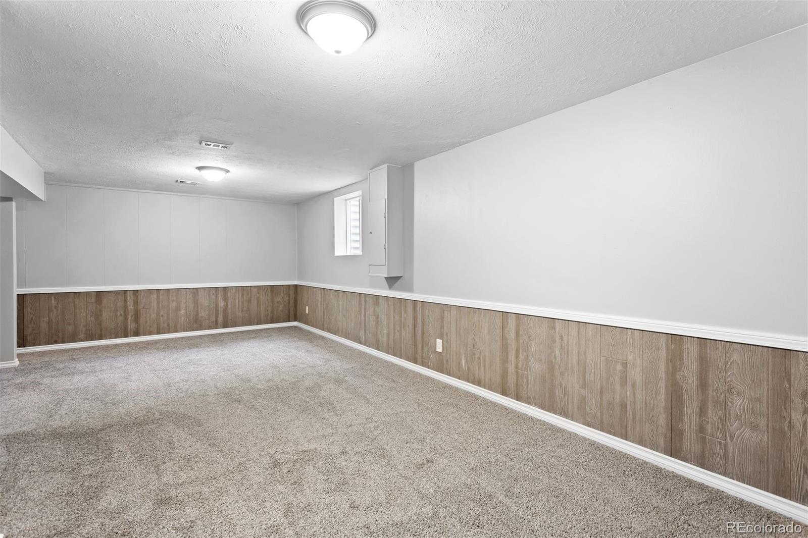 15976 E Bethany Place