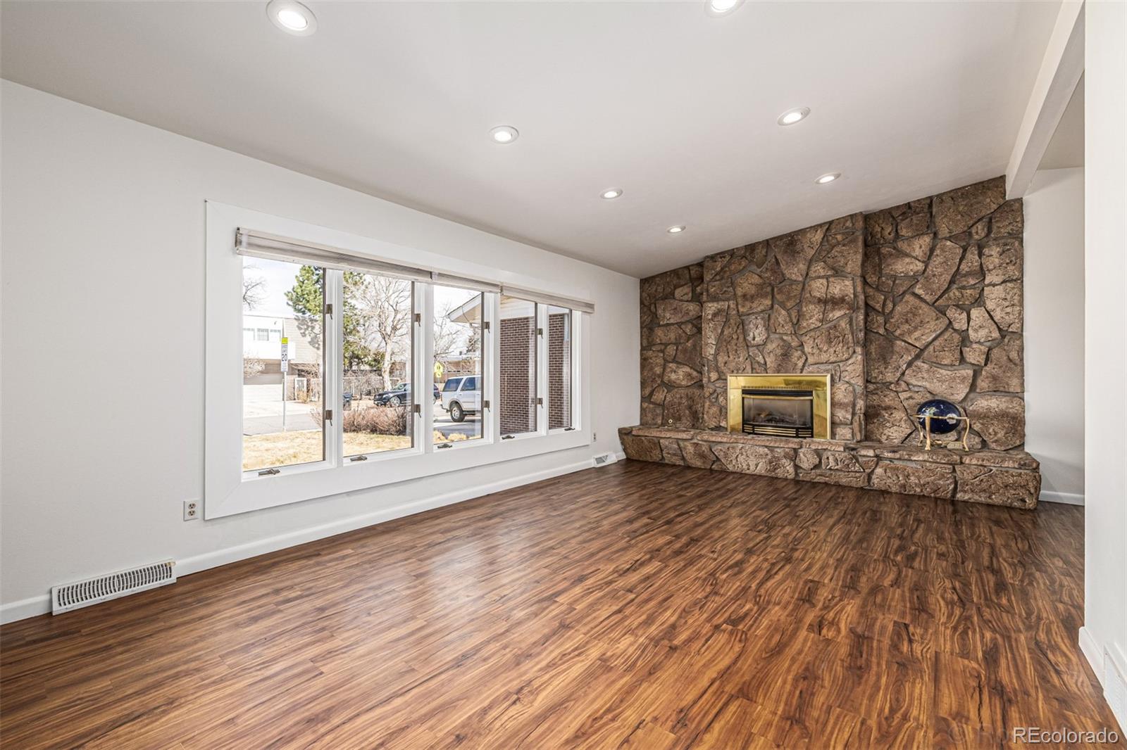 529 S Magnolia Lane