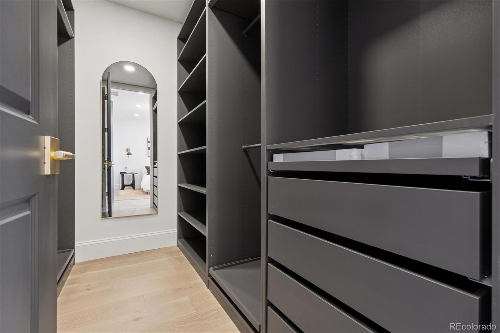 2552 E Alameda Avenue Unit: 47