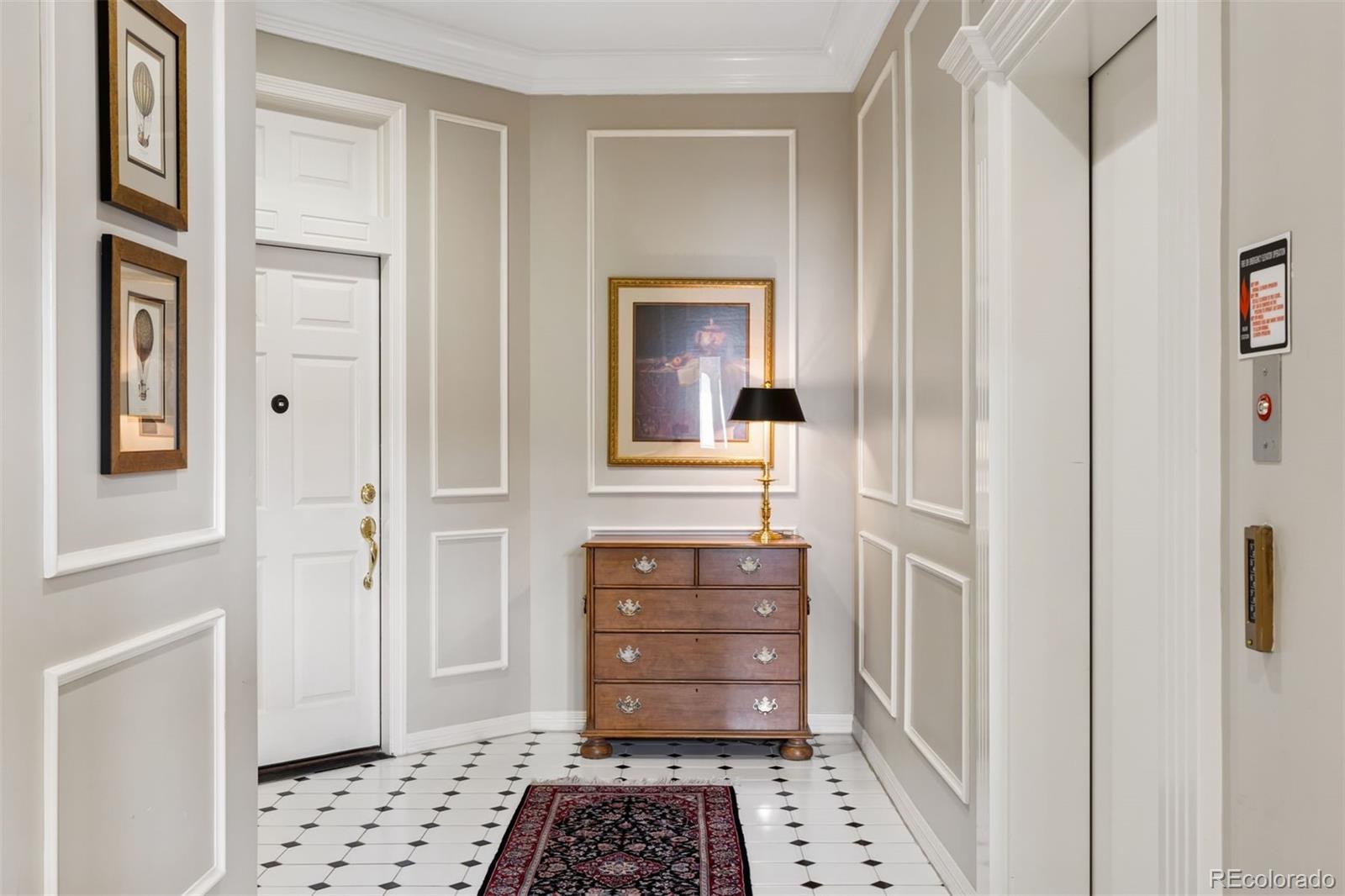 301 Garfield Street Unit: 1E