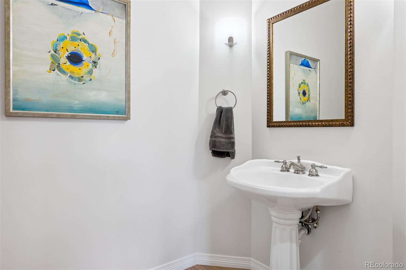 301 Garfield Street Unit: 1E