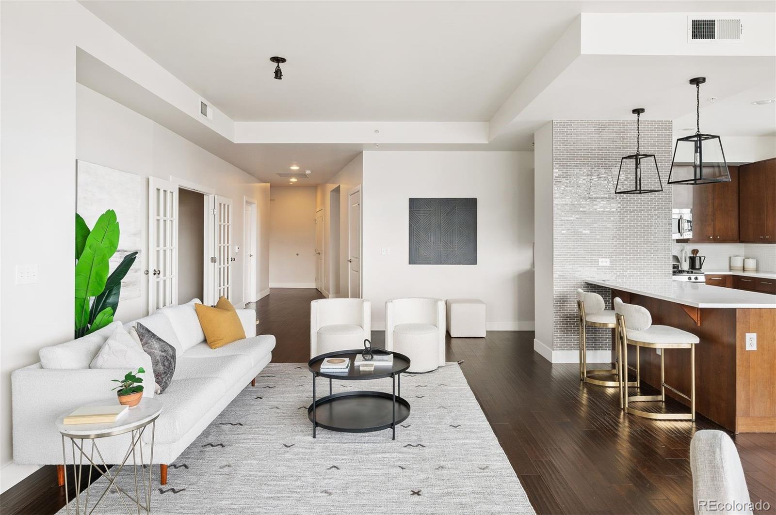 2001 Lincoln Street Unit: 722