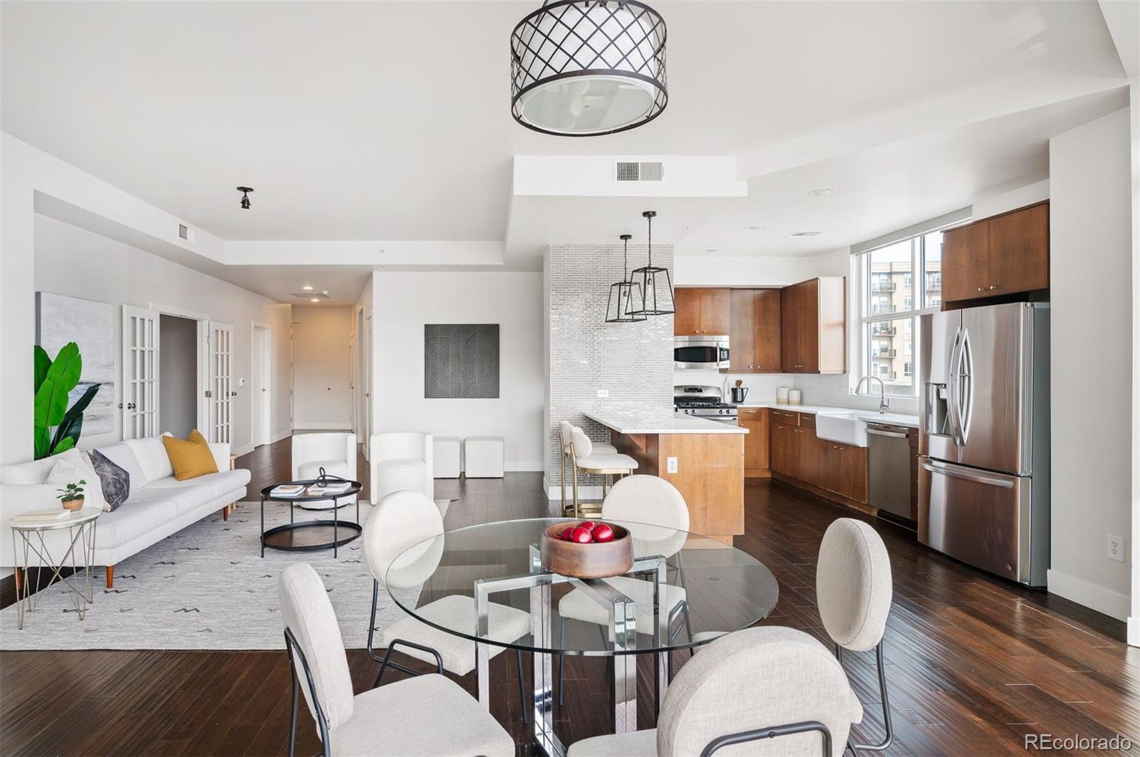 2001 Lincoln Street Unit: 722