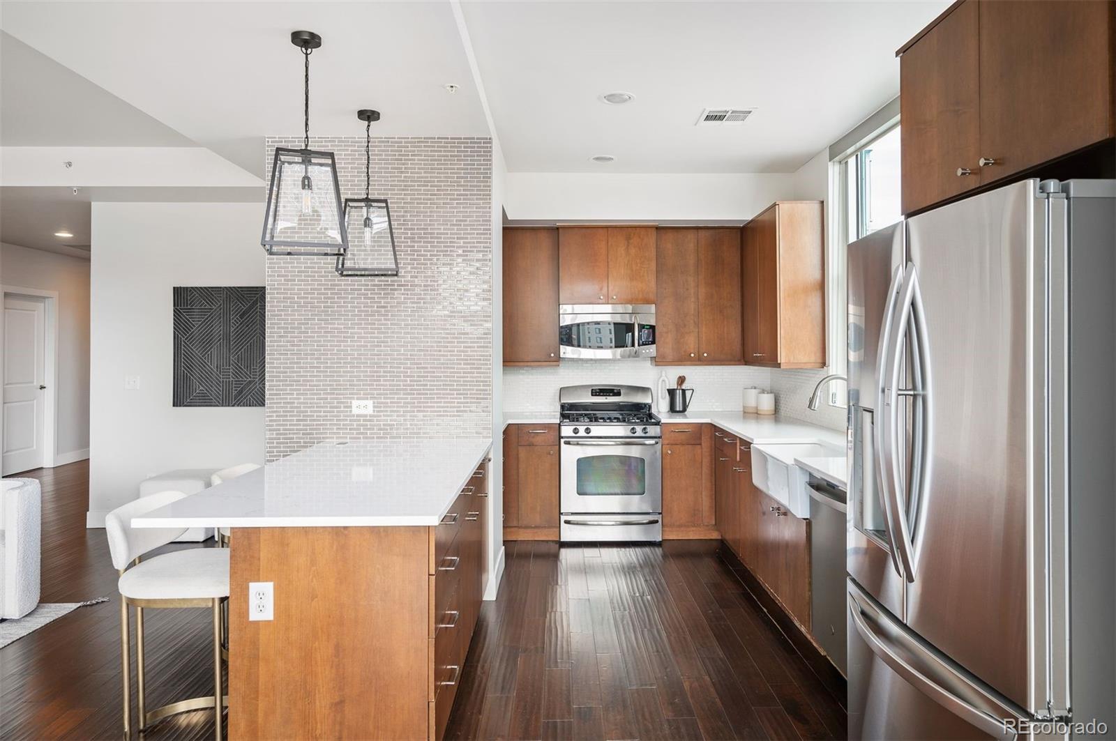 2001 Lincoln Street Unit: 722