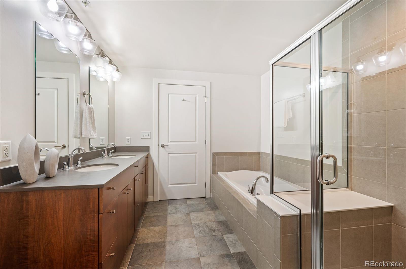 2001 Lincoln Street Unit: 722