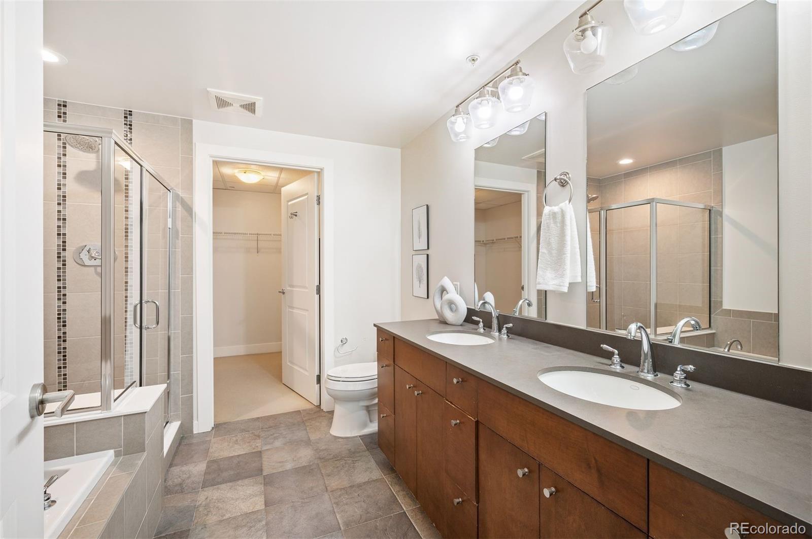 2001 Lincoln Street Unit: 722