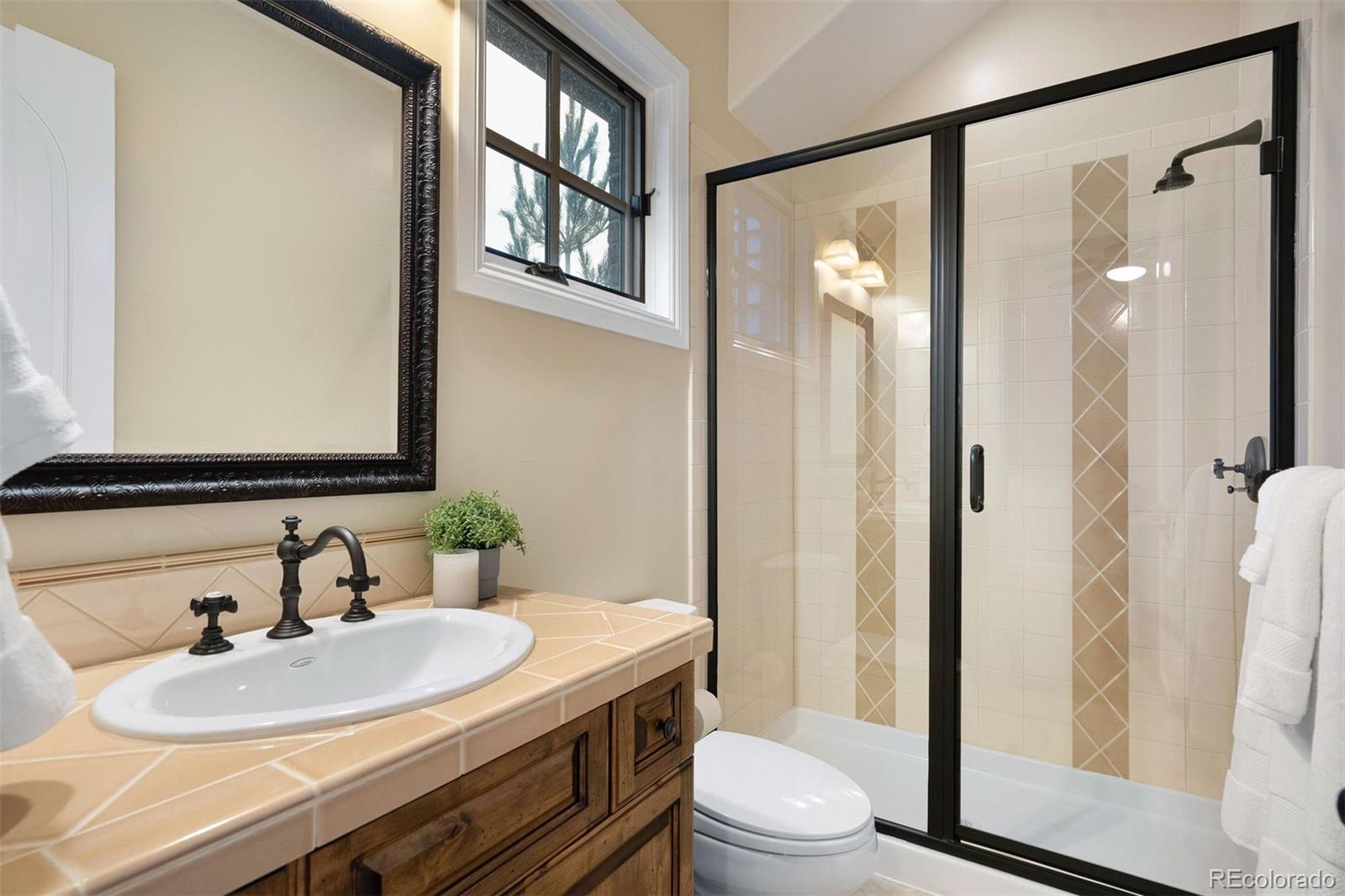 2312 S Fillmore Street