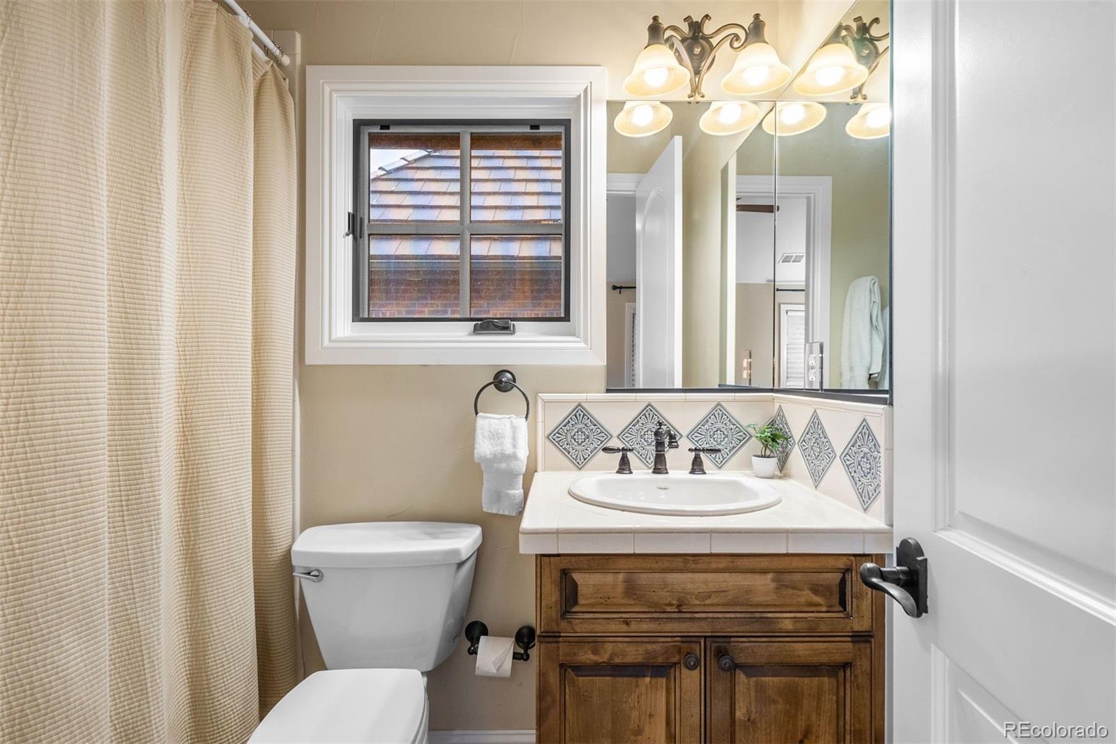 2312 S Fillmore Street