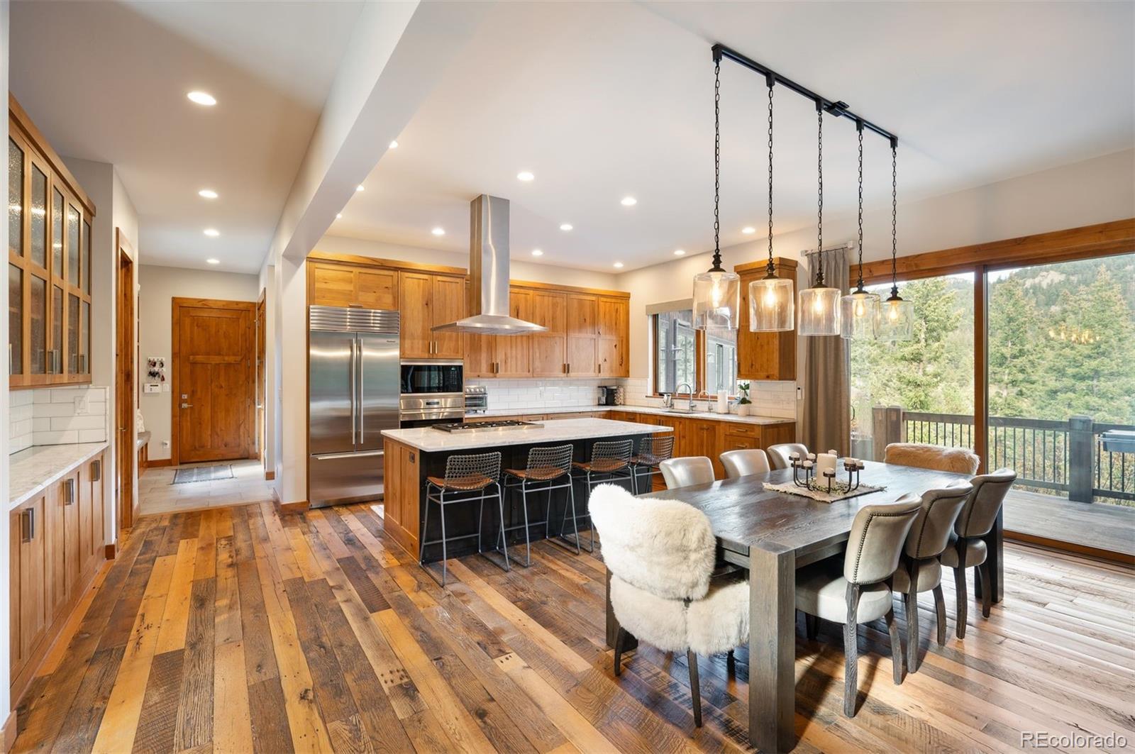 6056 Stone Creek Drive