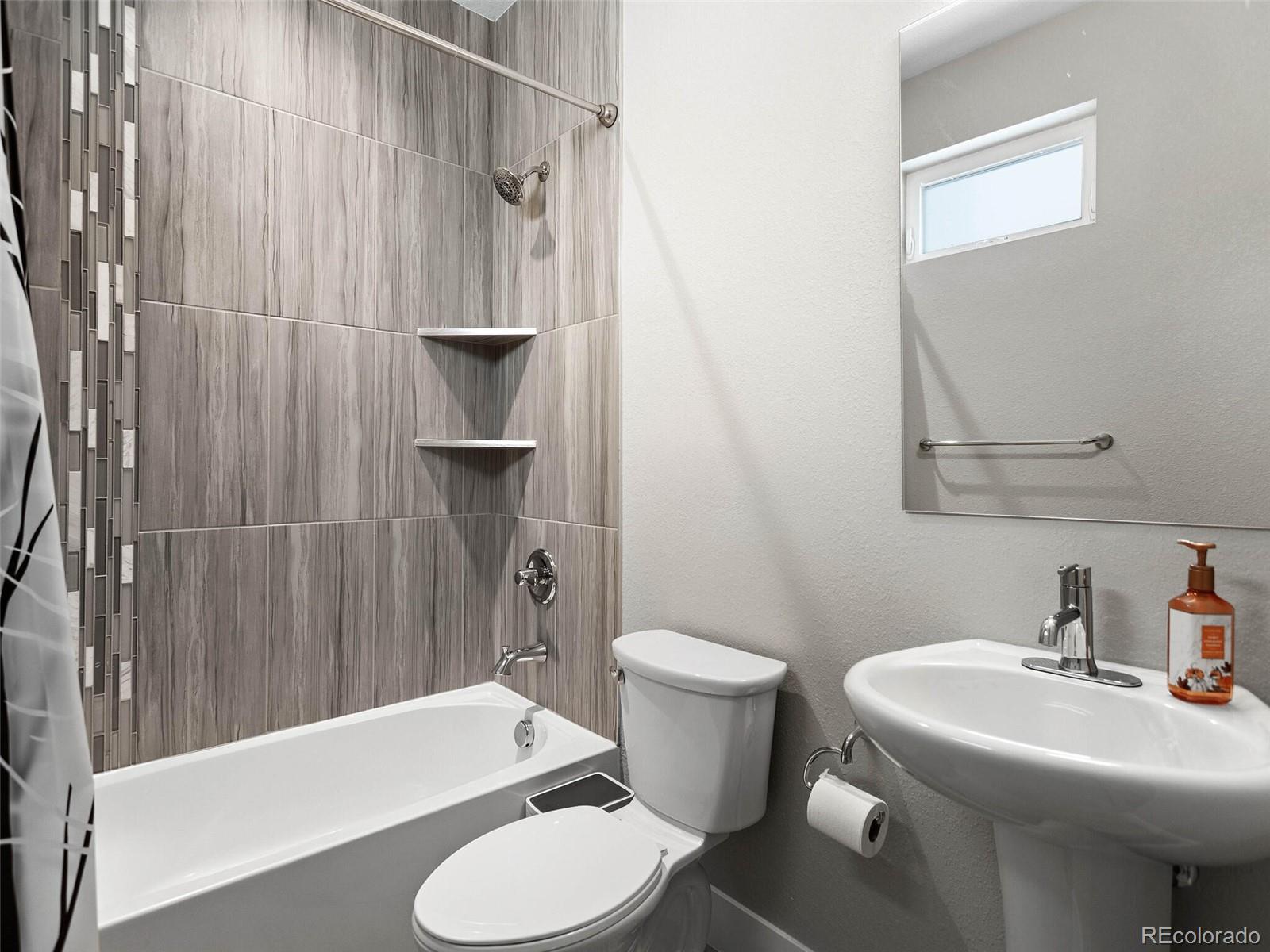 2815 W 25th Avenue Unit: 1