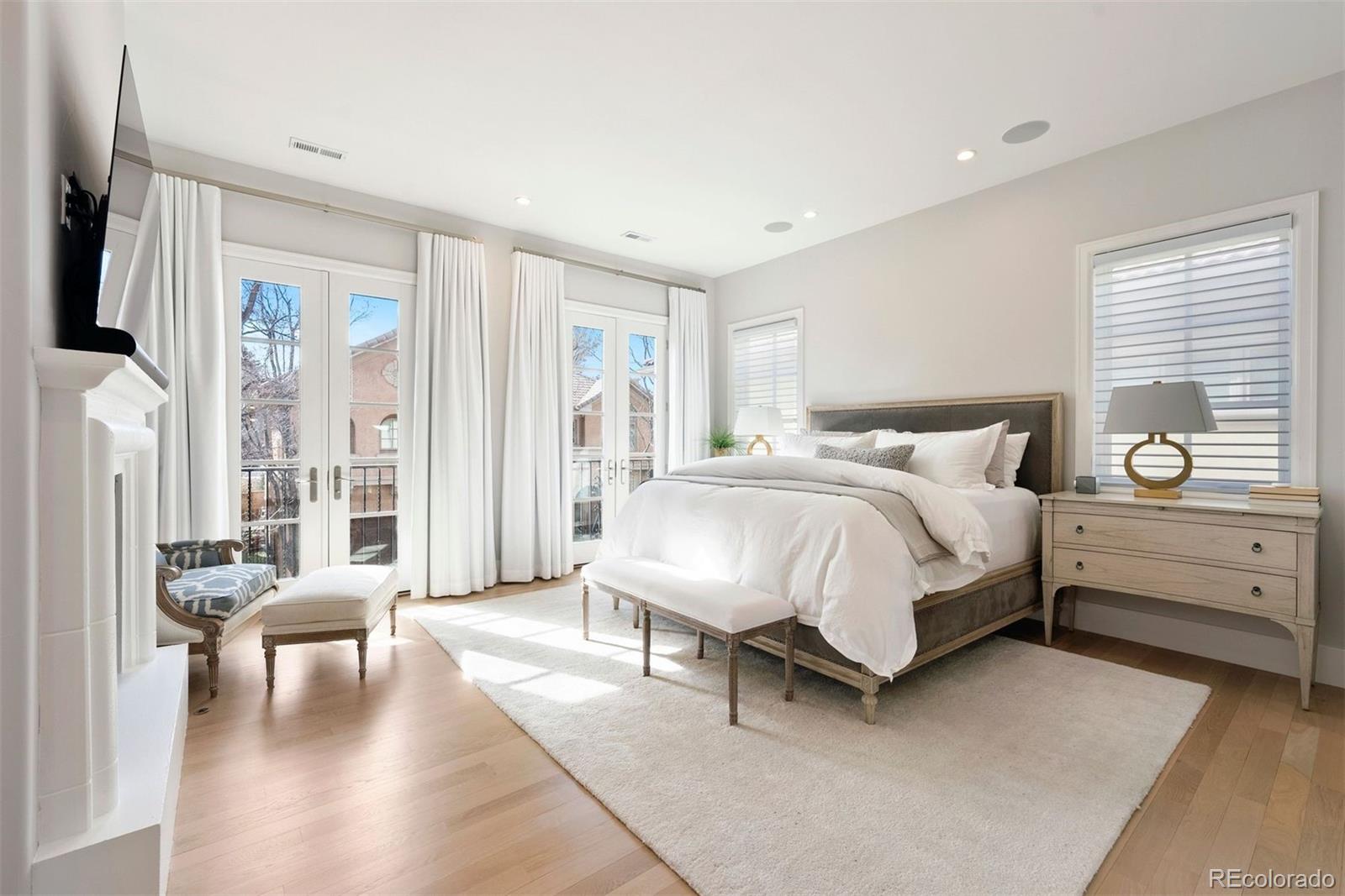 100 S University Boulevard Unit: 5