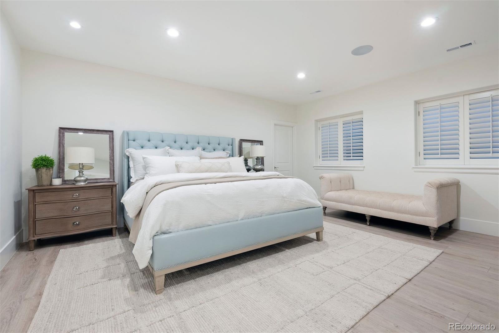 100 S University Boulevard Unit: 5