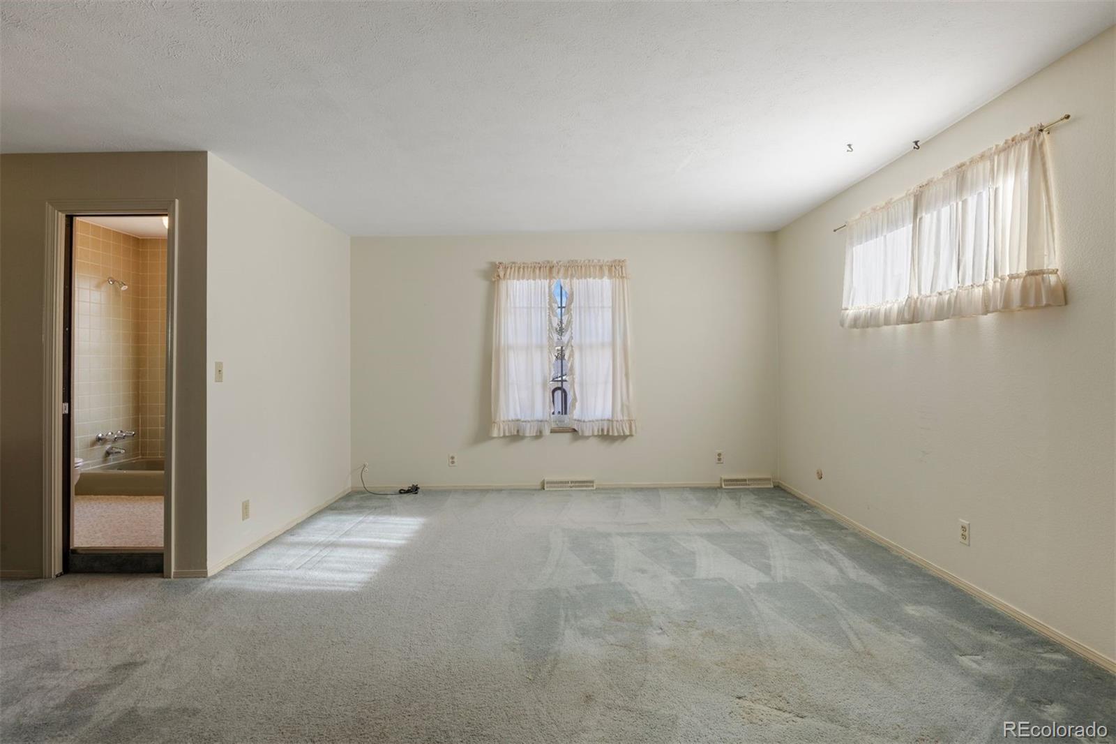 3851 S Quebec Street