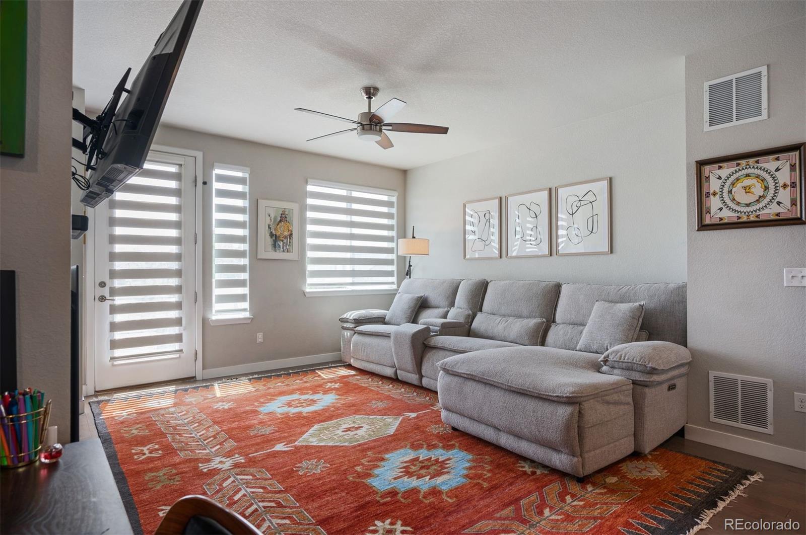 694 E Hinsdale Avenue